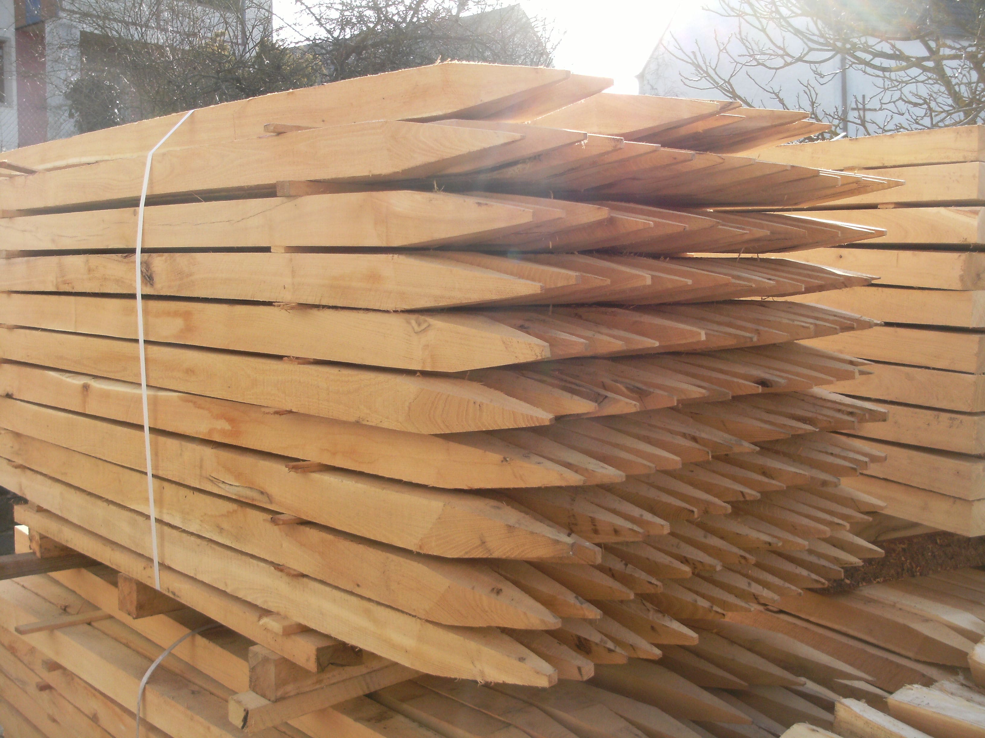 Holzpfähle Akazie vierkant Holzpfähle vierkant
